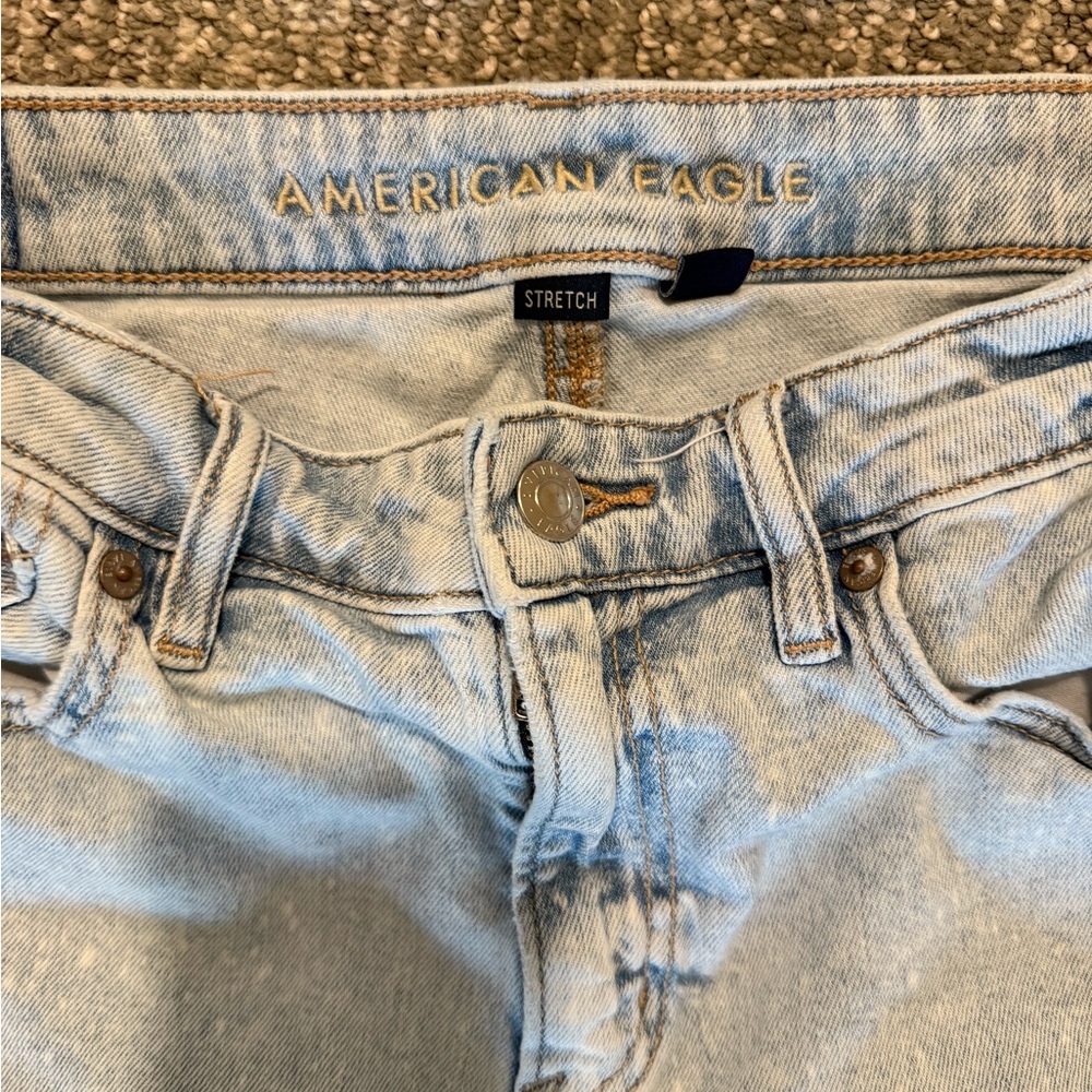 American Eagle High Rise Wide Leg Jeans Size 4 Short Light Wash Stretch Denim - Picture 2 of 6